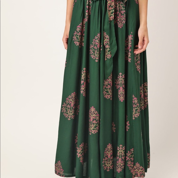 New gorgeous green summer skirt - Picture 2 of 2